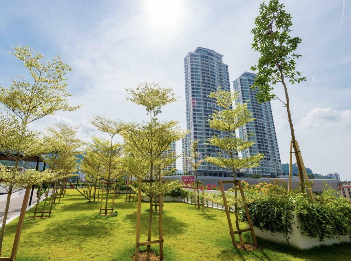 The Landmark Condo, By Sanguine George Town Buitenkant foto